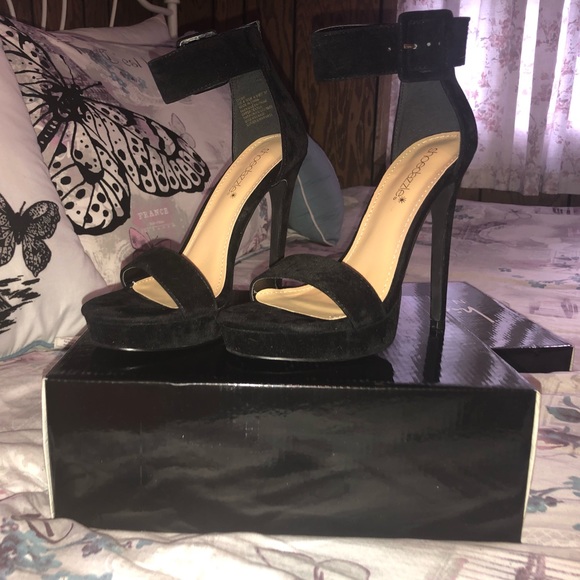 shoedazzle high heels